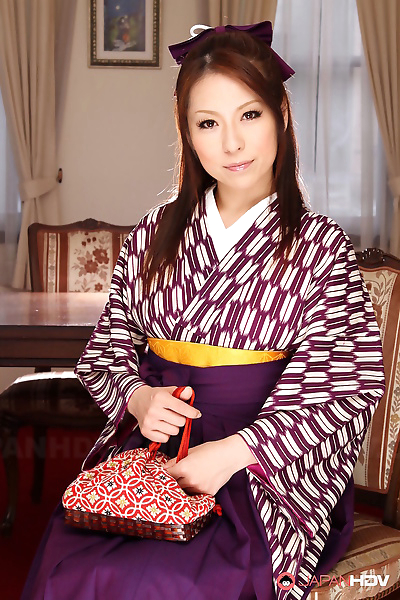 Japanese woman Himeki Kaede..